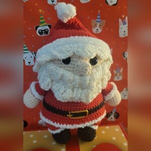 Crocheted Santa Claus Figure